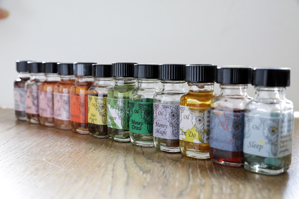 開運アドバイザーmai